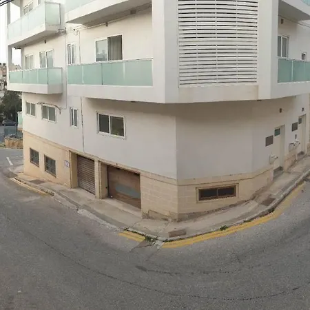 Apartment Lollies Place